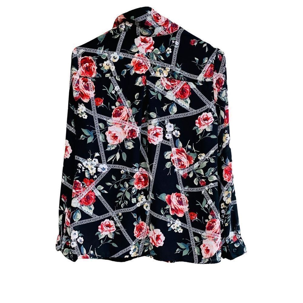 Notations Floral Top - Size: Petite